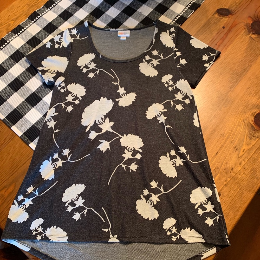 LuLaRoe Classic T XXS